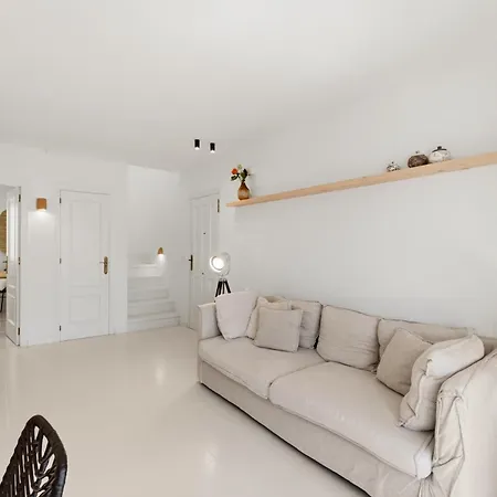 Апартаменты Casa Flora Con Piscinas En