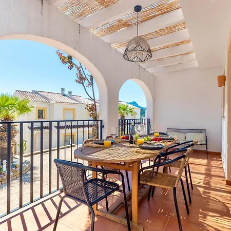 Casa Flora Con Piscinas En Апартаменты *