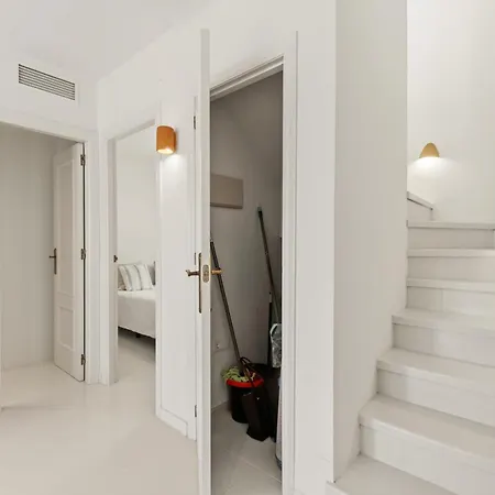 Апартаменты Casa Flora Con Piscinas En